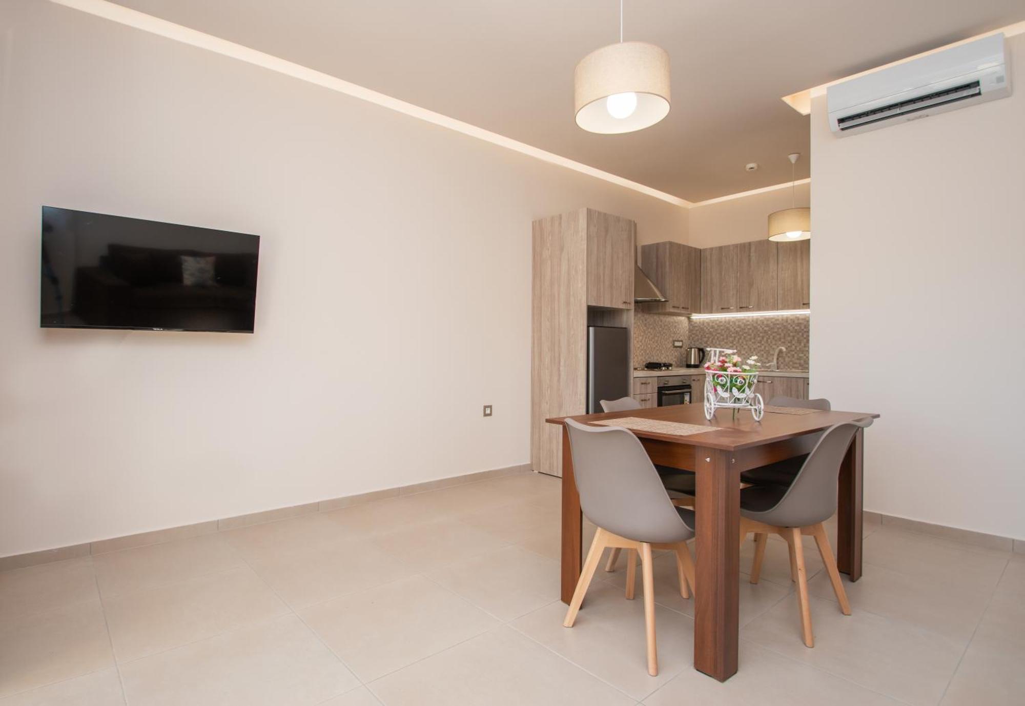 Katsaros Luxury Apts II 5 Min Walk To Beach 蒂锡利维 外观 照片