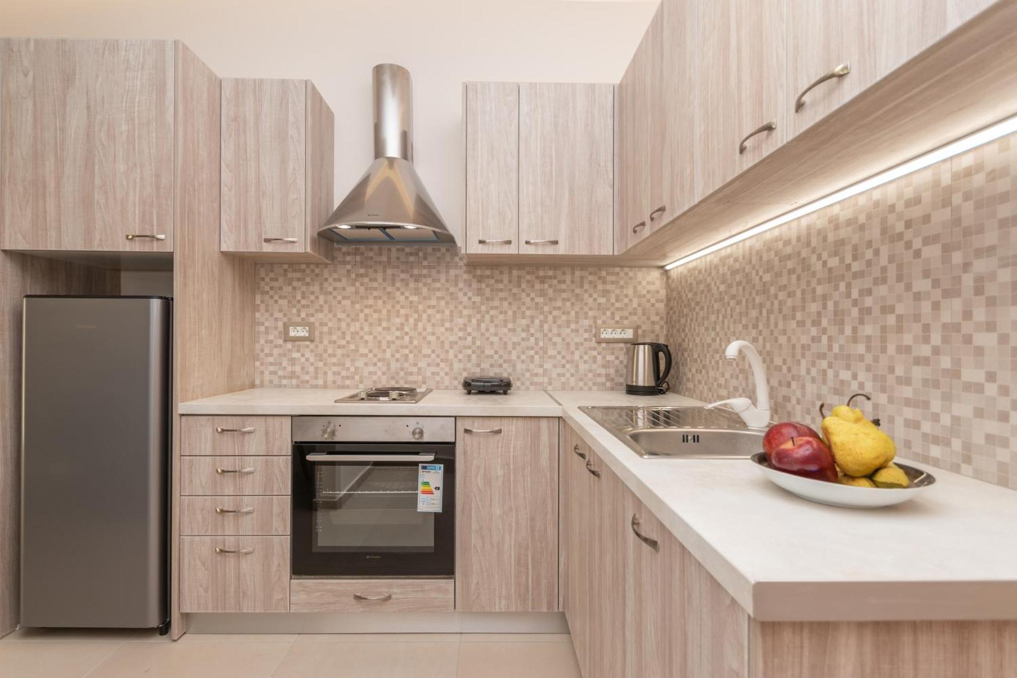 Katsaros Luxury Apts II 5 Min Walk To Beach 蒂锡利维 外观 照片