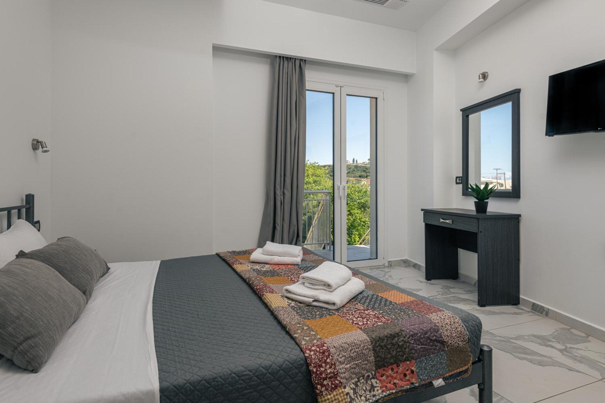Katsaros Luxury Apts II 5 Min Walk To Beach 蒂锡利维 外观 照片
