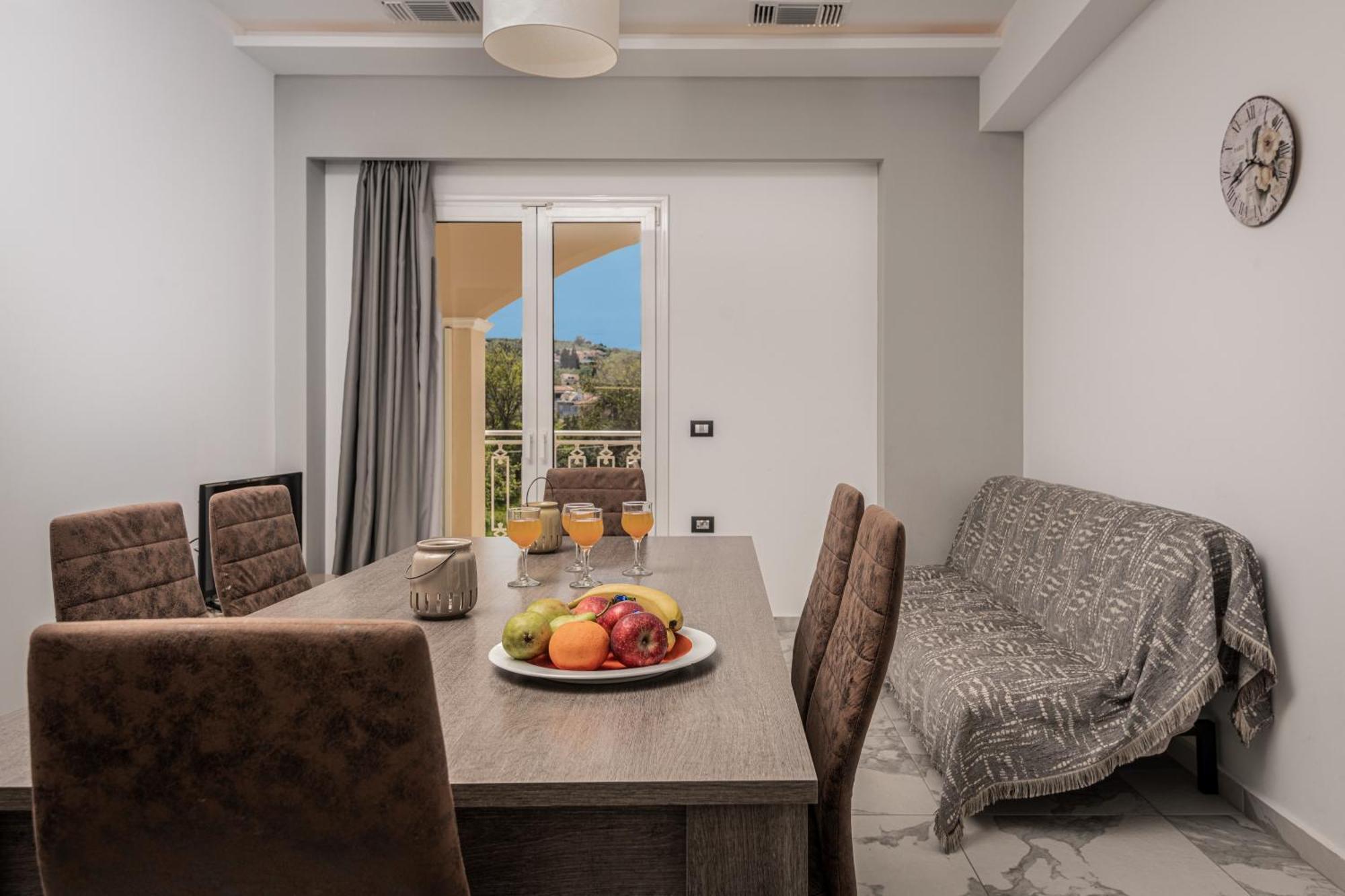 Katsaros Luxury Apts II 5 Min Walk To Beach 蒂锡利维 外观 照片