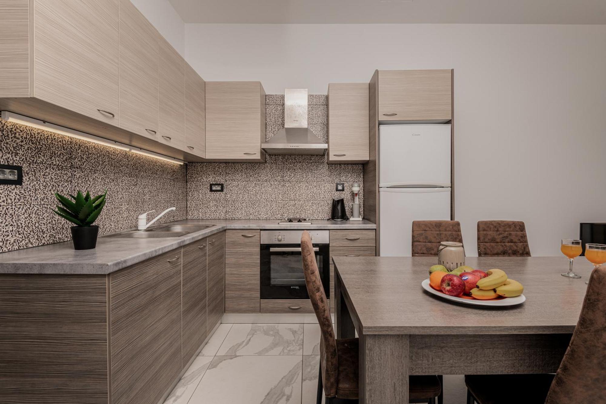 Katsaros Luxury Apts II 5 Min Walk To Beach 蒂锡利维 外观 照片